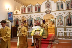 Божественная литургия в храме в честь Покрова Пресвятой Богородицы р.п. Новые Бурасы
