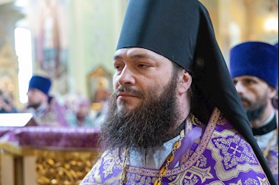 Митрополит Игнатий совершил Божественную литургию в Покровском соборе г. Саратова