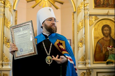 Митрополит Игнатий совершил Божественную литургию в Серафимовском храме г. Саратова