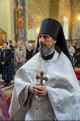 Митрополит Игнатий совершил Божественную литургию в Покровском соборе г. Саратова