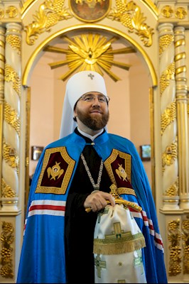 Митрополит Игнатий совершил Божественную литургию в Серафимовском храме г. Саратова