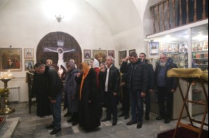 Божественная литургия в храме во имя святителя и чудотворца Николая на Елшанском кладбище г. Саратова