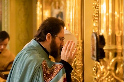 Митрополит Игнатий совершил Божественную литургию и молебен на новый год в Покровском соборе г. Саратова