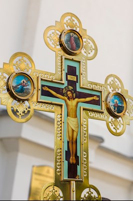 Митрополит Игнатий совершил Божественную литургию в Духосошественском соборе г. Саратова