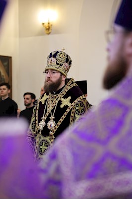 Литургия Преждеосвященных Даров в Свято-Алексиевском женском монастыре г. Саратова