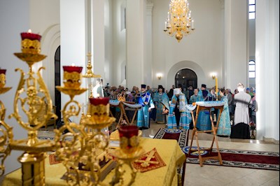 Митрополит Игнатий совершил Божественную литургию в храме святого апостола и евангелиста Иоанна Богослова с. Казанла Базарно-Карабулакского района