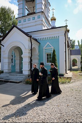Митрополит Игнатий совершил объезд саратовских храмов