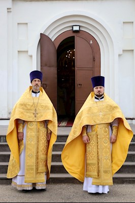 Митрополит Игнатий совершил Литургию в храме великомученика Георгия Победоносца г. Саратова