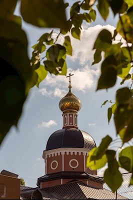 Митрополит Игнатий совершил Божественную литургию в Серафимовском храме г. Саратова