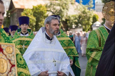 Митрополит Игнатий совершил Божественную литургию в Духосошественском соборе г. Саратова