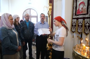 Митрополит Лонгин возглавил Литургию с сурдопереводом
