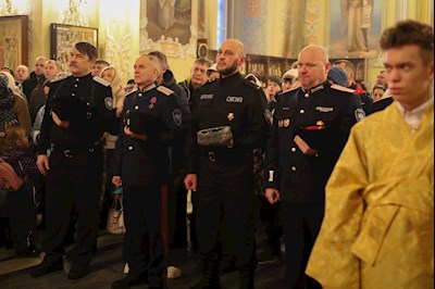 Великая рождественская вечерня в Покровском соборе г. Саратова