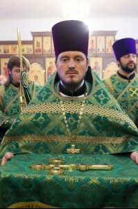 Божественная литургия в храме во имя преподобного Сергия Радонежского поселок Юбилейный г.Саратова