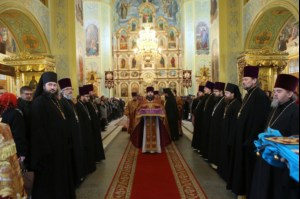 Митрополит Лонгин совершил Чин умовения ног