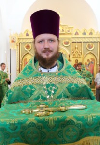 Божественная литургия в храме во имя святителя Луки (Войно-Ясенецкого) города Саратова