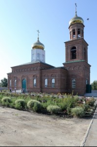 Божественная Литургия в храме святых первоверховных апостолов Петра и Павла г.Красноармейска