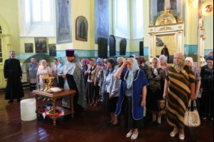 Божественная литургия в храме в честь Казанской иконы Божией Матери г. Петровска