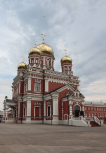 Всенощное бдение в храме в честь Покрова Пресвятой Богородицы города Саратова