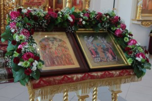 Божественная литургия в Свято-Троицком кафедральном соборе города Вольска