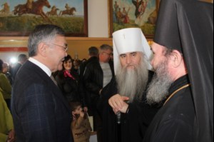В Элисте состоялся концерт духовной и народной музыки «Благословение весны» с участием Архиерейского мужского хора Саратовской митрополии