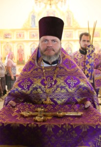 Божественная литургия в храме во имя святителей Василия Великого, Григория Богослова, Иоанна Златоуста г. Саратова