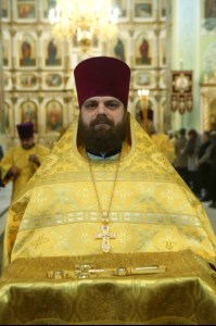Божественная литургия в храме в честь Покрова Пресвятой Богородицы г. Саратова
