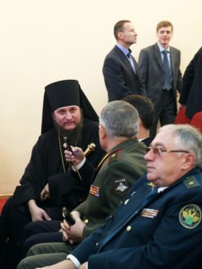 Митрополит Лонгин принял участие в торжественном мероприятии, посвященном Дню народного единства