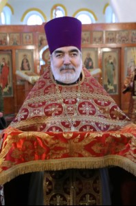 Божественная литургия в храме в честь Воздвижения Честнаго и Животворящего Креста Господня на территории Вольского военного института материального обеспечения