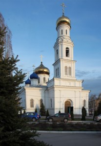 Утреня с чтением Великого канона преподобного Андрея Критского в храме в честь Сошествия Святого Духа г. Саратова