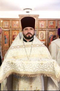 Божественная литургия в храме во имя святителя Тихона, епископа Воронежского, Задонского чудотворца г. Саратова