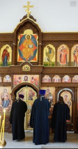 Совершены Чин положения антиминса и первая Литургия в Успенском храме г. Вольска