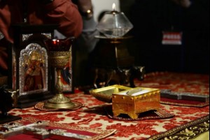 Божественная литургия в Базилике святителя Николая, архиепископа Мир Ликийских, чудотворца, в г. Бари (Италия) и торжественная передача частицы мощей святителя Николая для принесения в Россию