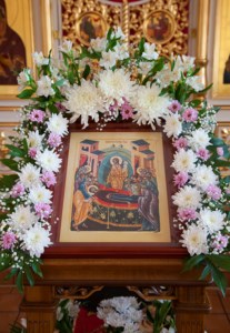 Божественная литургия в храме в честь Успения Пресвятой Богородицы п. Возрождение Хвалынского района