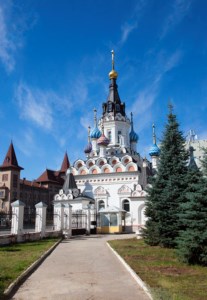 Сотрудники Главного управления МЧС России по Саратовской области помолились перед иконой Божией Матери «Неопалимая Купина»