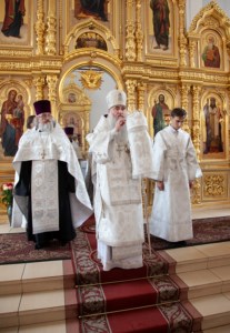 Митрополит Лонгин совершил отпевание иерея Александра Сычева