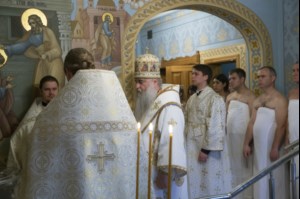 Крещальная литургия в Свято-Троицком кафедральном соборе г.Саратова