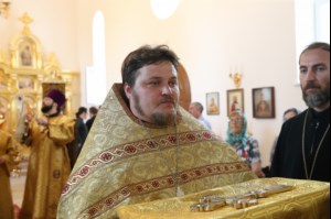 Великое освящение храма в честь святого благоверного князя Михаила Черниговского и боярина его Феодора г. Саратова