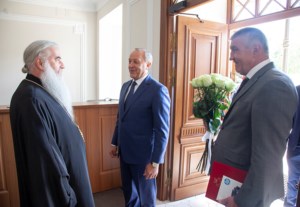Губернатор и вице-губернатор Саратовской области поздравили Митрополита Лонгина с 15-летием со дня архиерейской хиротонии