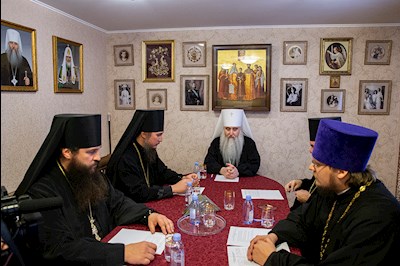 Состоялось заседание Архиерейского совета