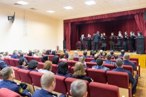 Архиерейский хор Саратовской митрополии выступил в УФСИН