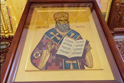 Епископ Манхэттенский Николай совершил Божественную литургию в храме святителя Николая Японского г. Саратова