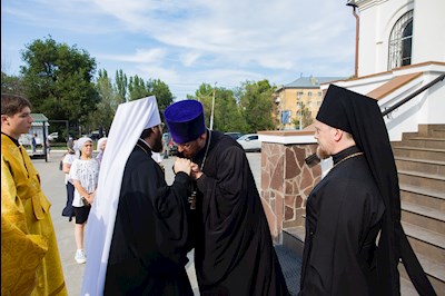 Митрополит Игнатий совершил всенощное бдение в Петропавловском храме г. Саратова