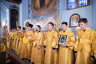 Митрополит Игнатий совершил всенощное бдение в Свято-Духовском соборе г. Саратова