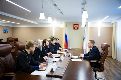 Состоялась встреча митрополита Игнатия и губернатора Саратовской области Романа Викторовича Бусаргина