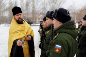 Священник благословил курсантов на военную службу
