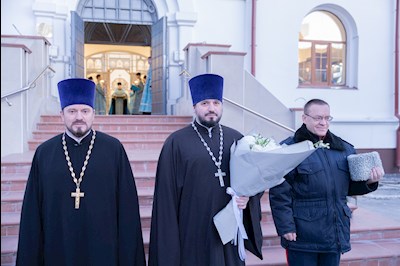 Митрополит Игнатий совершил всенощное бдение в храме святителя Тихона, епископа Воронежского, Задонского чудотворца, г. Саратова