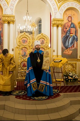 Митрополит Игнатий совершил Божественную литургию в соборном храме святителя Спиридона Тримифунтского г. Саратова