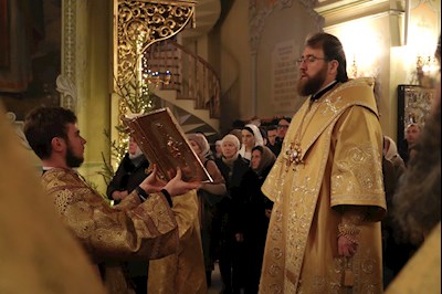 Великая рождественская вечерня в Покровском соборе г. Саратова