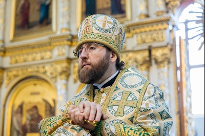 Митрополит Игнатий совершил Божественную литургию в Духосошественском соборе г. Саратова