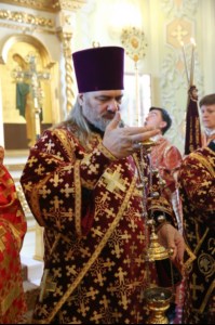 Божественная литургия в храме в честь Покрова Пресвятой Богородицы г. Саратова